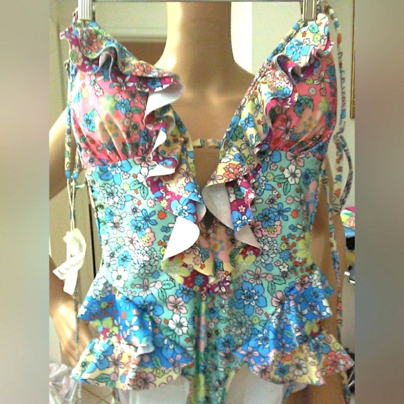 BNWT BIKINISHE Blue & Pink Ruffled BATHING SUIT W/ PADS FULL BACK FLORAL SZ. LG - Picture 2 of 9